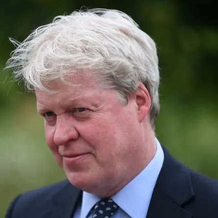 تشارلز سبنسر في قصر كنسينغتون (Charles Spencer at Kensington Palace). مصدر الصورة: Daniel LEAL / AFP