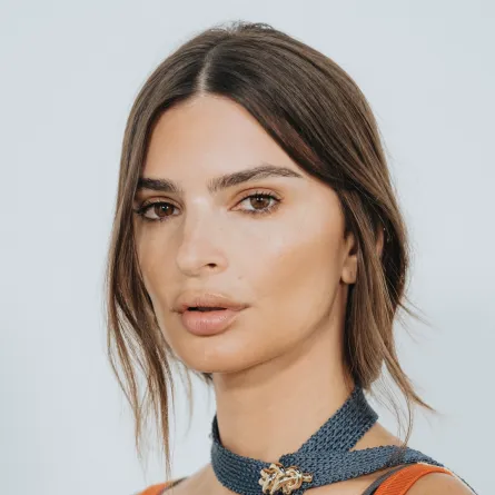 من عرض توري بورشTory Burch لمجموعة الأزياء الجاهزة موسمي ربيع وصيف 2027 - الصورة من LaunchmetricsSpotlight ©