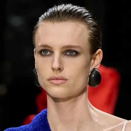 من عرض جيفنشي Givenchy لخريف 2026 الصورة من Launchmetrics/Spotlight©