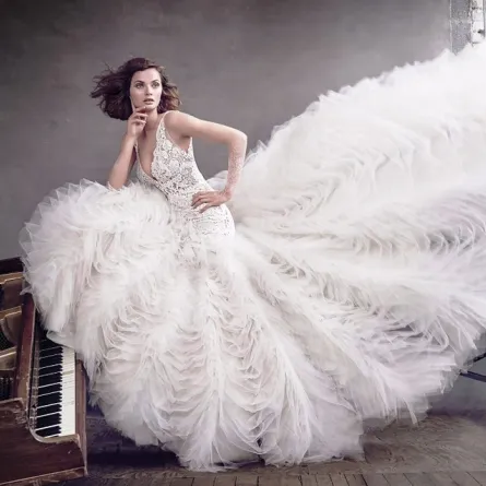 بالصور: هكذا تطورت تصاميم فساتين الزفاف