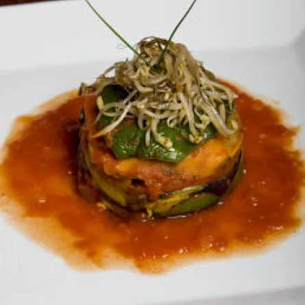 لغداء الجمعة:قالب الفليفلة بالبندورة