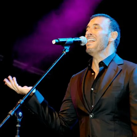 كاظم الساهر يمدّد لحفلة ثانية في "إهدنيات"