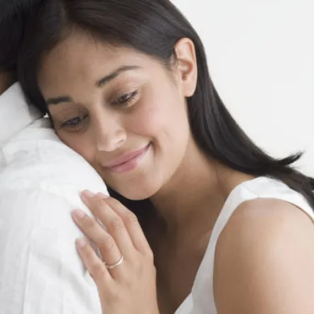 اكذب تكسب زوجتك وتسعدها!