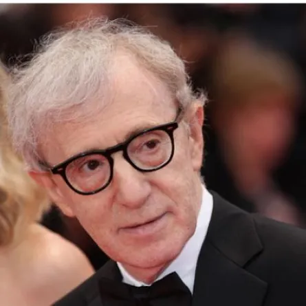 إبنة المخرج Woody Allen تكشف عن تحرشه بها