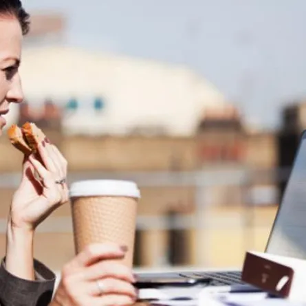 العمل المكتبي يسبب زيادة الوزن