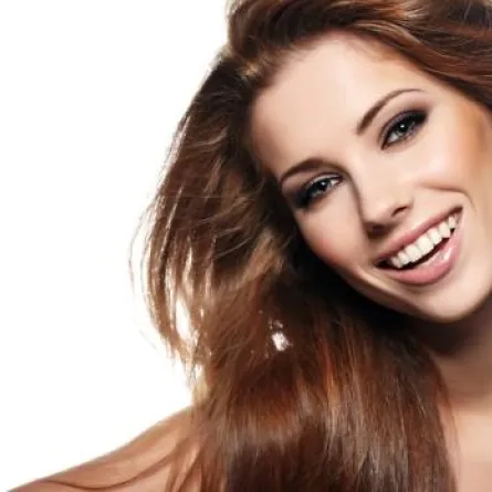 خلّ التُّفاح والبابونج للون شعر لامع