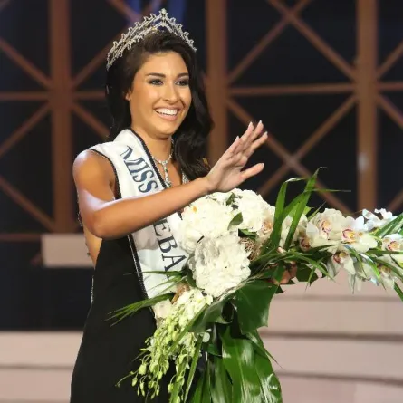 من المسؤول عن تسريب اسم ملكة جمال لبنان قبل الحفل؟