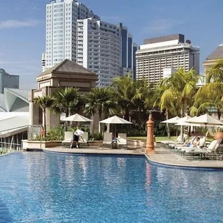 فنادق 7 نجوم:عناوين للفخامة والترف