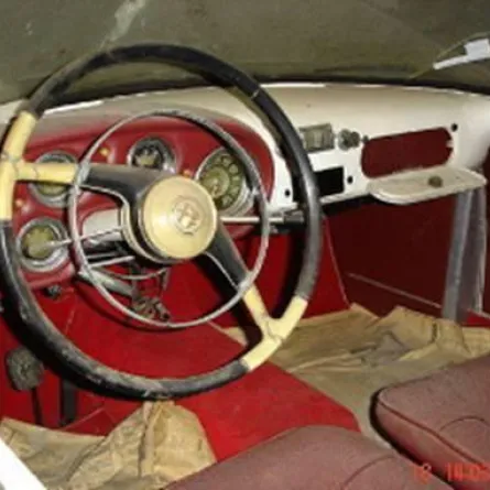 اشتريا منزلًا مهجورًا... ليجدا كنزًا بداخله