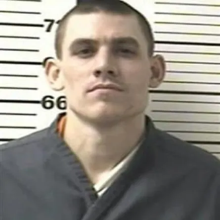 خطأ مطبعي يطلق سراح "قاتل"