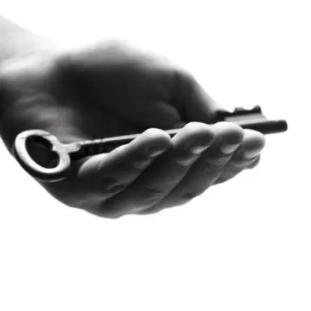 الدفاع المدني ينقذ 25 طالبة ابتدائي في جازان