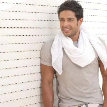 حفلات الربيع: حماقي ينسحب ووعد تخشى البلطجة