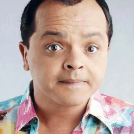 محمد هنيدي يستعين بداوود حسين في الفوازير