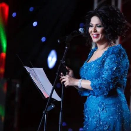 نوال توجه رسالة شديدة اللهجة إلى روتانا