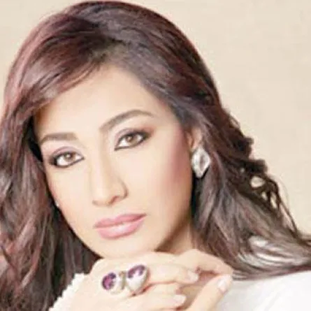 زوج بسمة وهبة:ادعوا لها في حربها المؤلمة مع السرطان