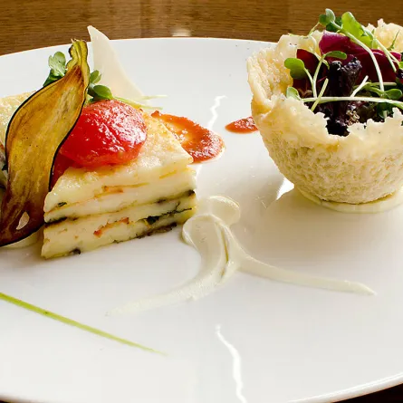 طبقات الباذنجان بالبارميزان:طبق خاص