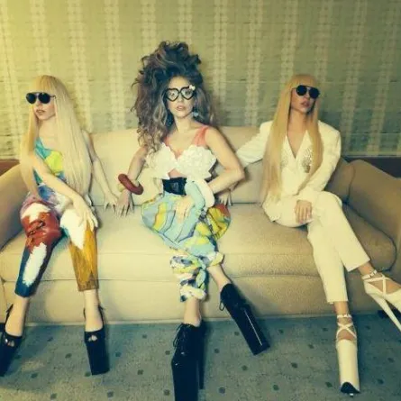 Lady GaGa تطلق دميتها في اليابان