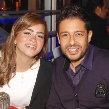 هكذا ردّ حماقي على خبر طلاقه من زوجته