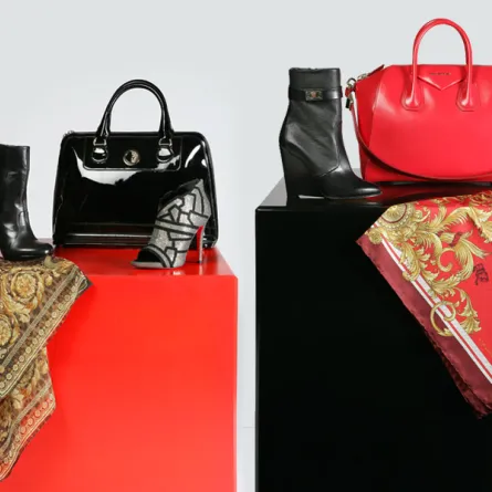 زيني إطلالتك بالإكسسوار الأحمر والأسود