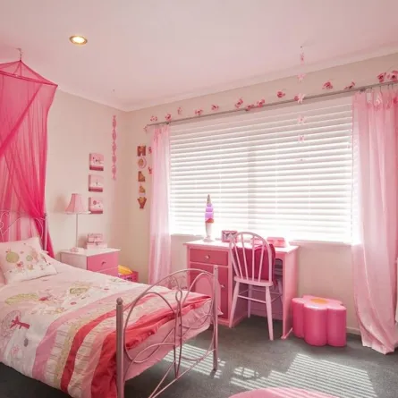 الزهري في تصميم غرفة نوم طفلتك