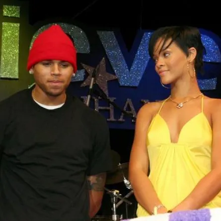 كريس براون يريد تأسيس عائلة مع ريهانا