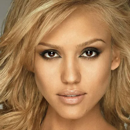 نصائح من تجربة الشهيرات للأمهات!