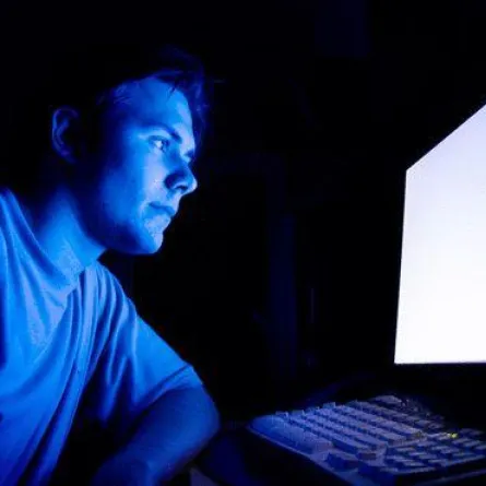 دراسة تثبت فعالية العلاج النفسي عبر الانترنت