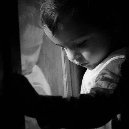 يوتيوب: تعنيف طفل يثير موجة من الغضب