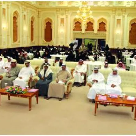 قوانين تعاقب من يسيء استخدام "التواصل الاجتماعي"