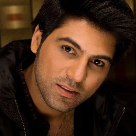 منع وليد الشامي من الغناء في الكويت يربك جدول "هلا فبراير"