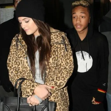 ابن ويل سميث في علاقة عاطفية مع أخت كيم كردشيان