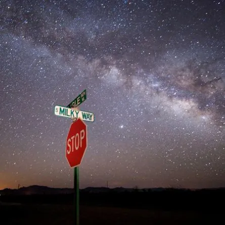 "درب التبانة" بالعين المجردة تكلل سماء العيد