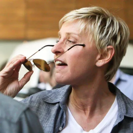 DeGeneres رسمياً تقدم حفل جوائز الأوسكار