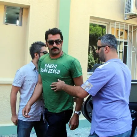  القبض على إيزل بتهمة تعاطي المخدرات وحبسه مع عدد كبير من المشاهير