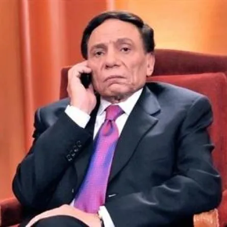 بماذا علّق عادل إمام على براءته من سرقة "العراف"؟