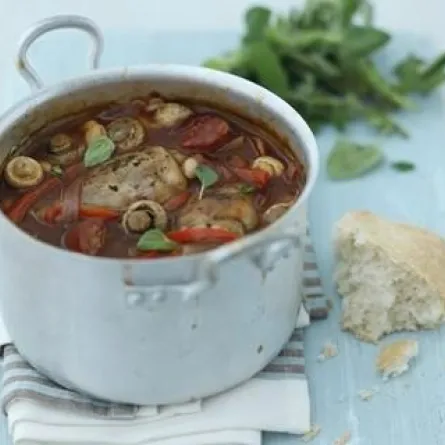 يخنة الدجاج على الطريقة الإيطالية