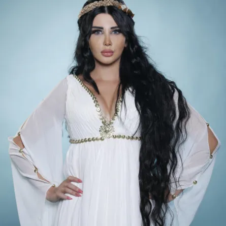 جيني أسبر: ساندي تشبه والدها كثيراً