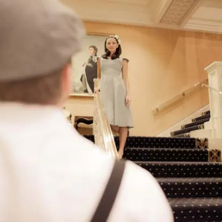 استوحي لقطات صور زفافك من الأفلام!