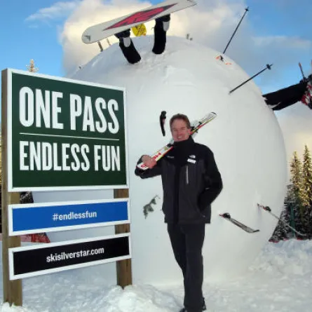 أكبر كرة ثلجية في العالم تدخل "غينيس"