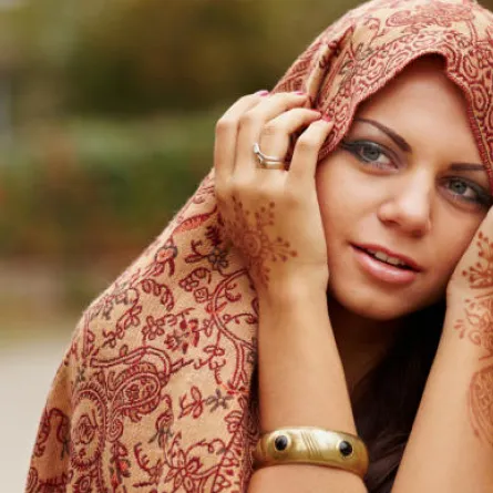 مسابقة أجمل تصميم في نقوش الحنّة من "سيدتي نت"