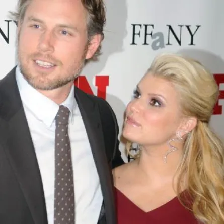 جيسيكا سيمبسون تحدد موعد ومكان زفافها