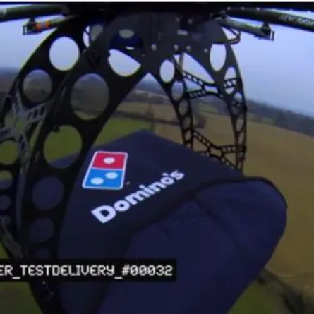 "دومينوز بيتزا" توصل الطلبات بطائرة من دون طيار