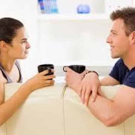 الأزواج القدامى لا يفضلون الحديث عن مشاكلهم