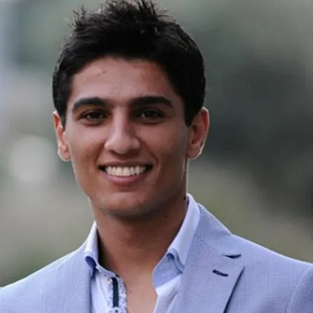 محمد عساف نجم صيف البحرين هذا العام