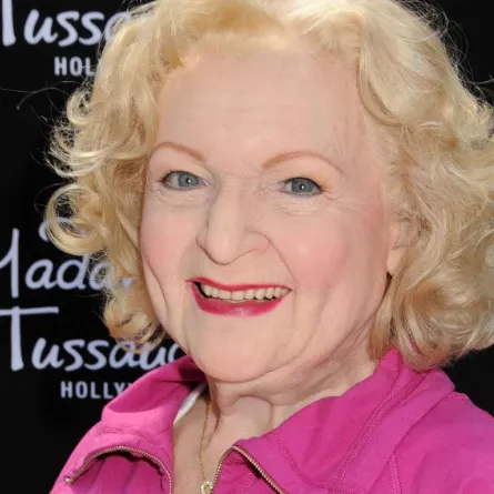 Betty White تدخل غينيس كصاحبة 'أطول مسيرة مهنية على التلفزيون'