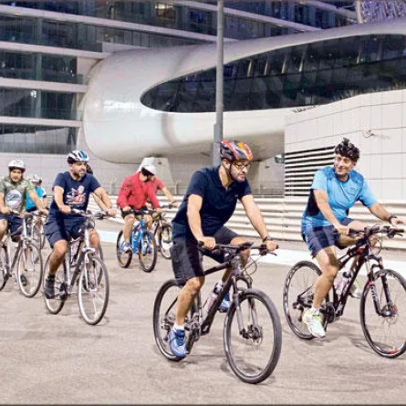 محمد بن زايد يشارك في الفعاليات الرياضية بجزيرة ياس