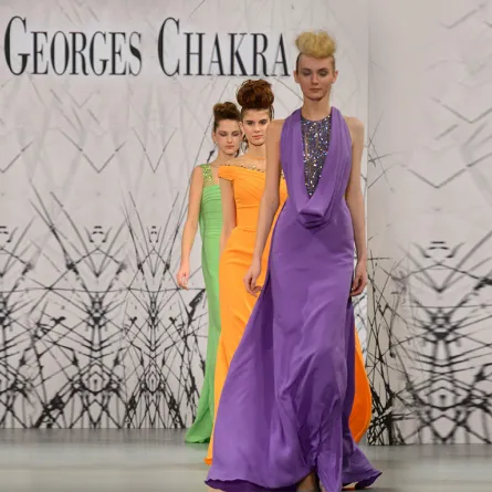 استمتعي بصيف مشرق مع أزياء جورج شقرا 