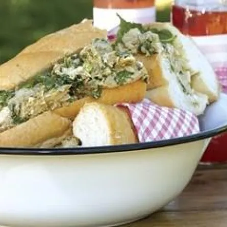 ساندويشات الدجاج مع الكزبرة