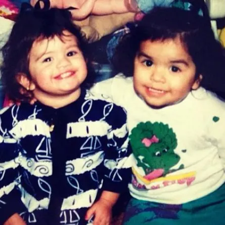 Selena Gomez تنشر صورتها وهي طفلة على "Instagram"