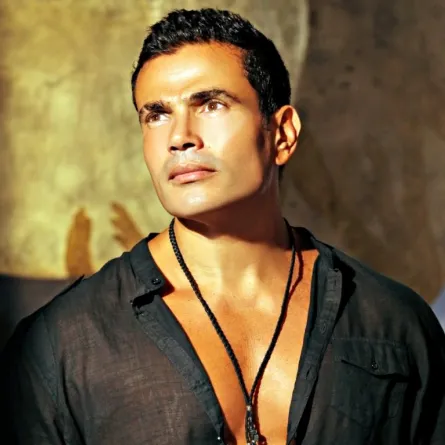 "سيدتي نت" تكشف تفاصيل الصراع بين عادل إمام وعمرو دياب